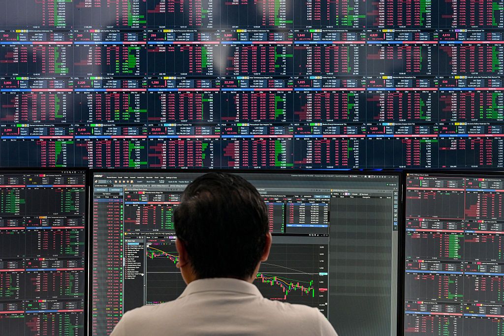 Markets are down, but consumer spending continues