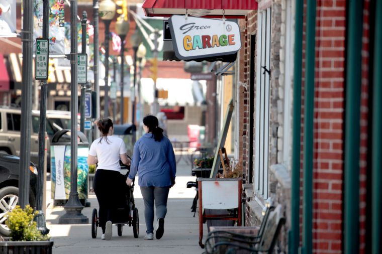 Chesterton (population: 13,884)