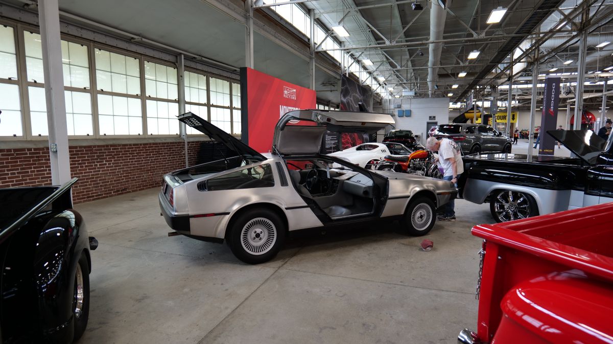 Tony Katz broadcasts live from the mecum Auction ISF