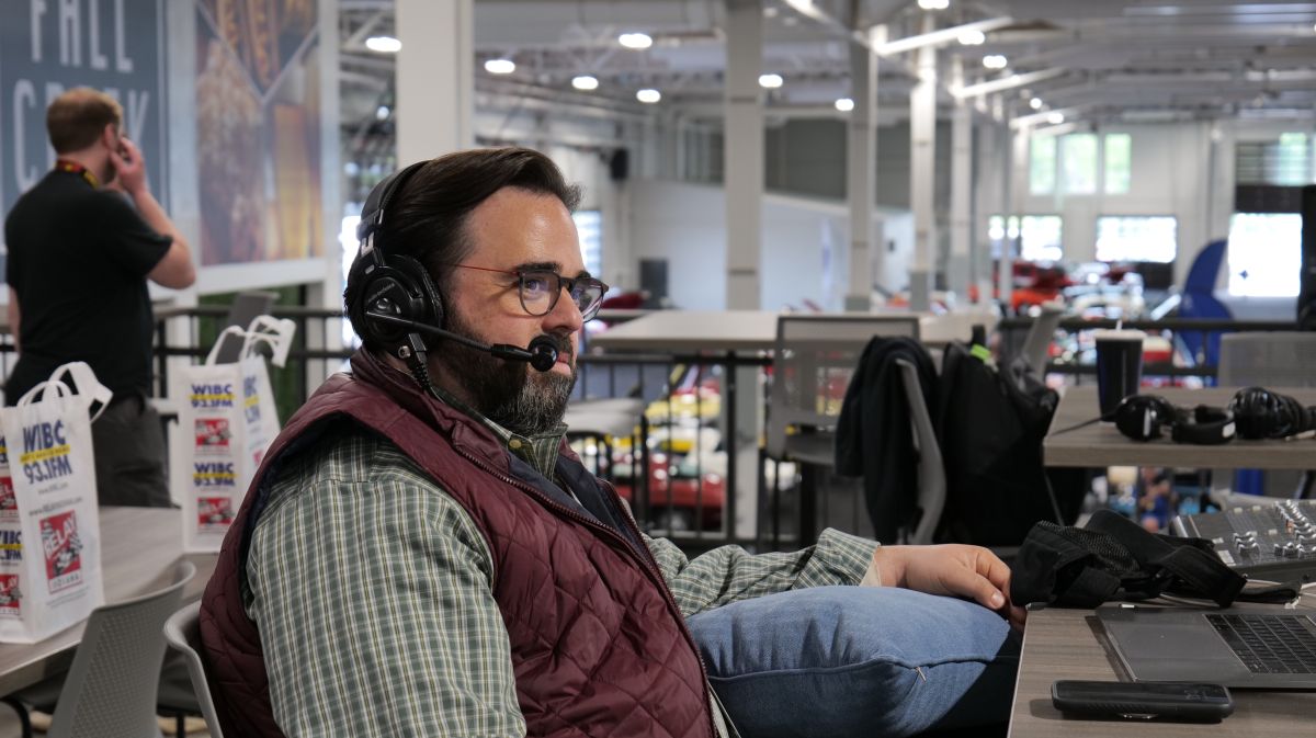 Tony Katz broadcasts live from the mecum Auction ISF