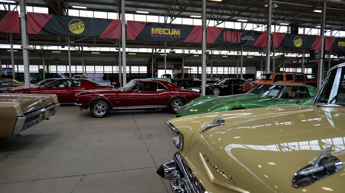 Tony Katz broadcasts live from the mecum Auction ISF