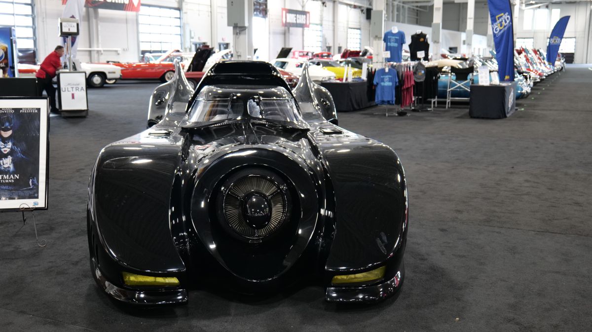 Tony Katz broadcasts live from the mecum Auction ISF