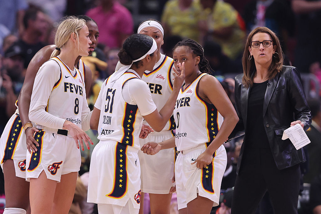 Indiana Fever v Chicago Sky