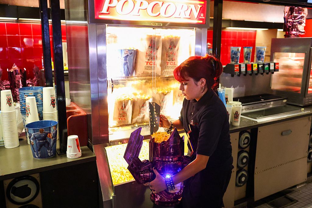 ENTERTAINMENT-US-CINEMA-GUINESS-RECORD-POPCORN