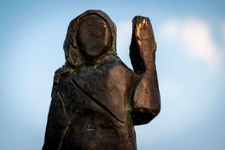 SLOVENIA-US-SCULPTURE-TRUMP-MELANIA-OFFBEAT