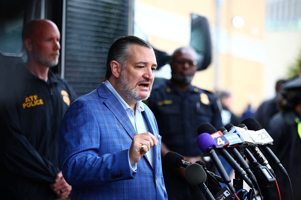 US-SHOOTING-CRIME-IMMIGRATION