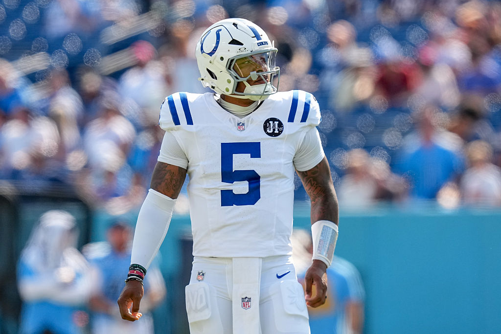 Indianapolis Colts v Tennessee Titans