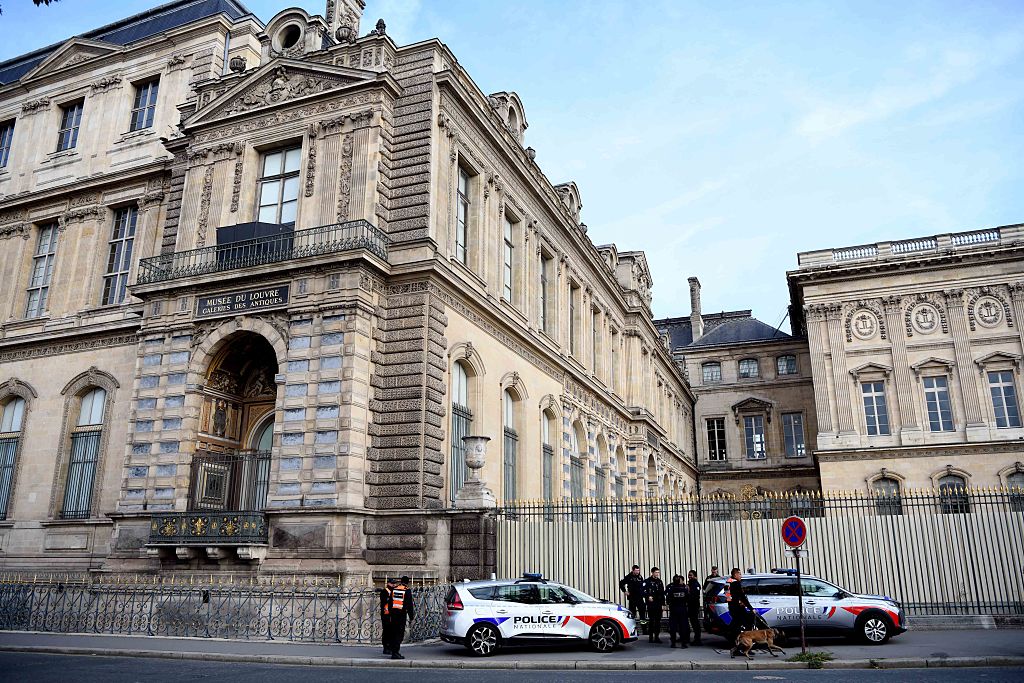 Louvre Reopens Three Days After French Crown Jewels Stolen