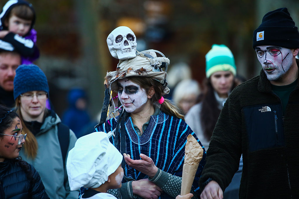 Lassemajas Ghost Parade In Gamla Linköping