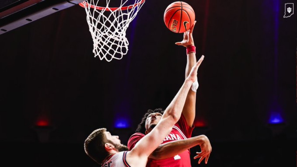 Indiana falls to Illinois