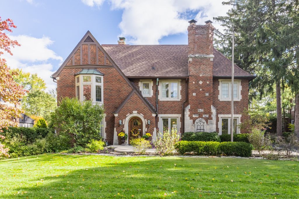 2026 Manor on Meridian