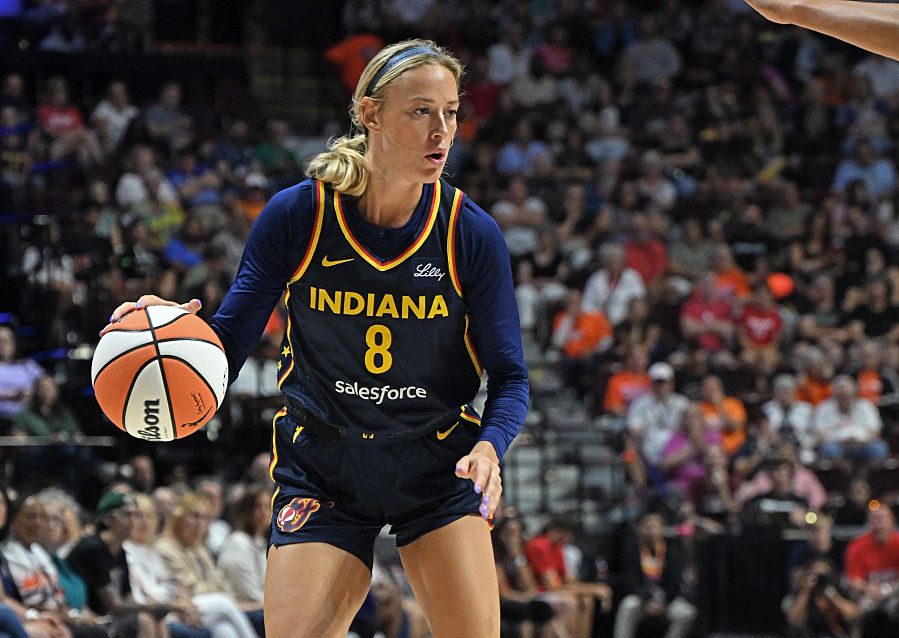 Indiana Fever v Connecticut Sun