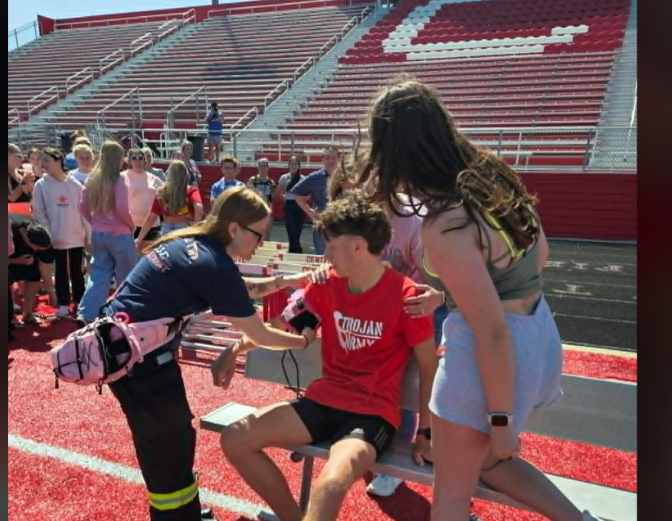 Charlie Rolfsen gets help from friends