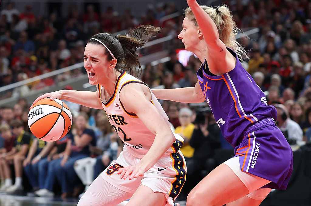 Phoenix Mercury v Indiana Fever