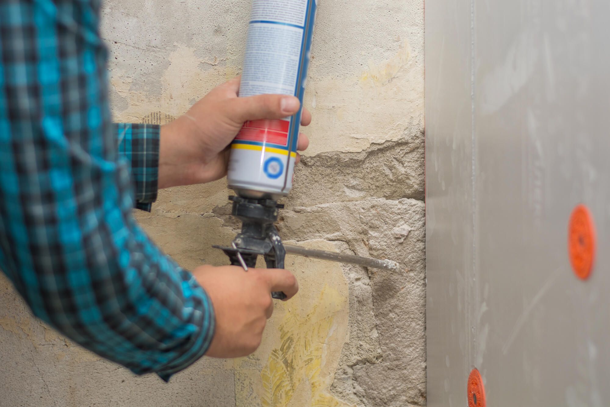 Home insulation projects are putting spray foam safety in focus